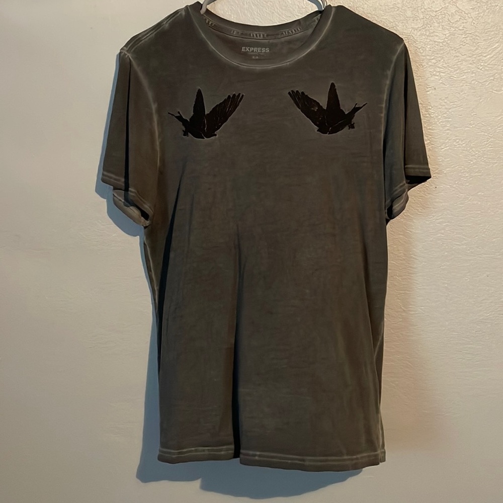 Express T-shirt